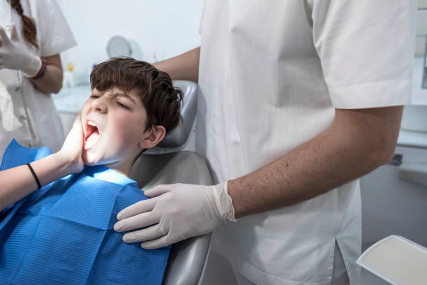 Best Emergency Dental Care for Broken or Chipped Teeth in Cleveland, FL
